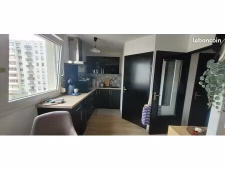 studio  69003  proche gare- 745 charges comprises