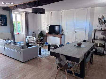 log type 2 pont de veyle 68 m2
