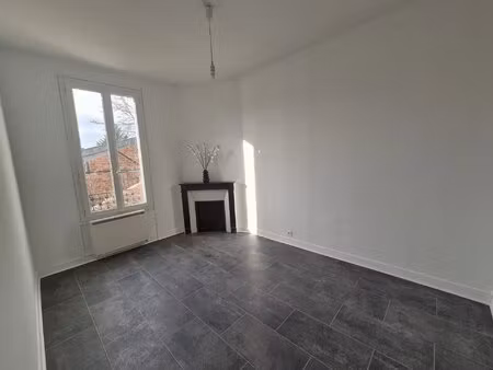 appartement type f2 - secteur sevran livry