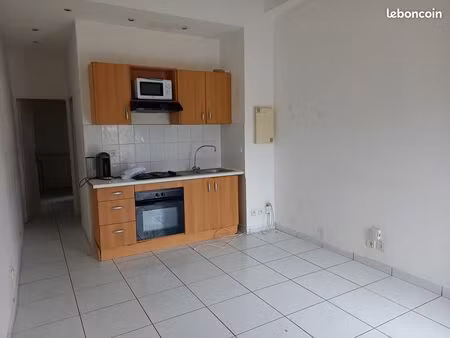 très belle appartement de 35m2 en plient centre ville de villeurbanne 69100