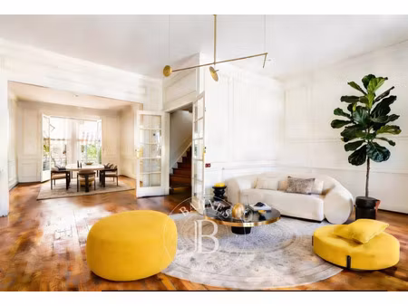 maison de luxe à vendre dans le quartier prince–marmottan