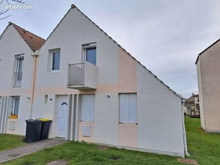 maison semi-individuelle t4 avec jardin à charmes