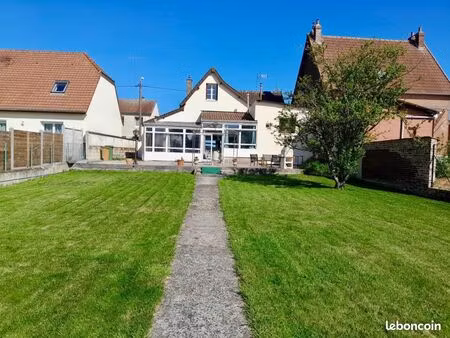 maison 4 pièces 134 m²