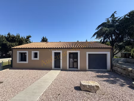 villa de plain pied avec piscine