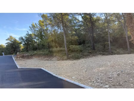 terrain à bâtir de 964 m² à vendre - rocbaron -