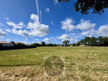 terrain de 6035m2 pour 6 lots constructibles avec permis d'aménager