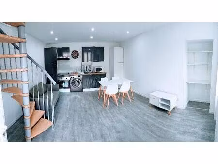 appartement t2 blaye - 42 m2 - 600 euros ttc