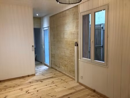 appartement t1 bis bordeaux - 38 m2 - 770 euros ttc
