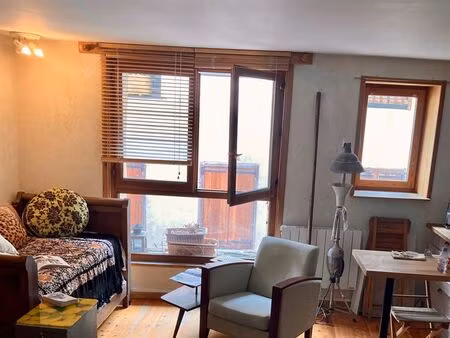 grand studio  32 m2  idéalement logé dans la citadelle de briançon