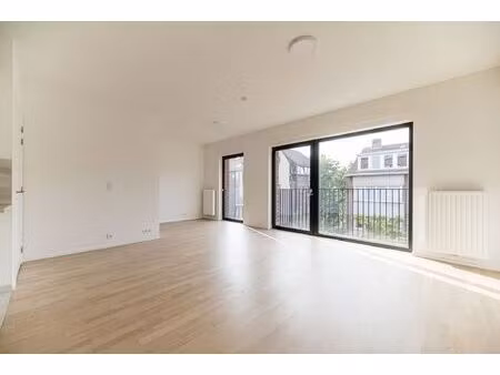 appartement à louer à avenue de haveskercke 52 forest (vbe30216)