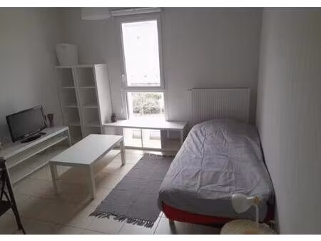appartement studio cenon - 21 m2 - 595 euros ttc