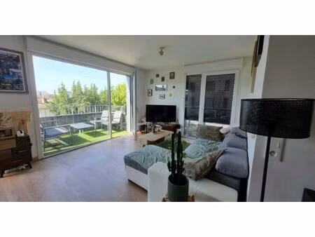 appartement t3 cenon - 70 m2 - 920 euros ttc