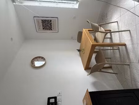 appartement t2 guitres - 27 m2 - 620 euros ttc