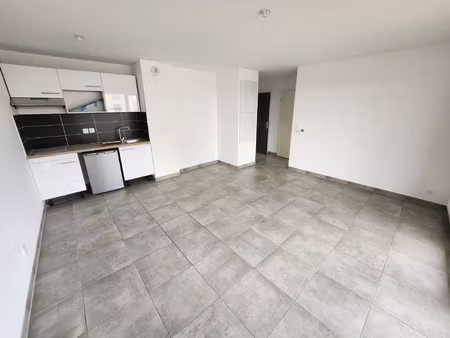 louer appartement t2 balcon et parking à labarthe-sur-lèze (