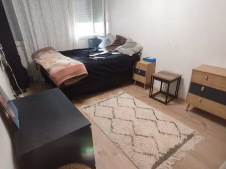appartement t4 lormont - 84 m2 - 1050 euros ttc