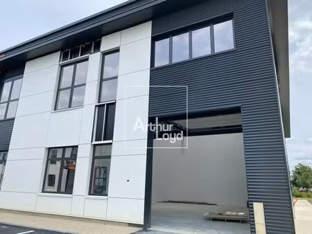 location local d’activités lieusaint 77127 290m²