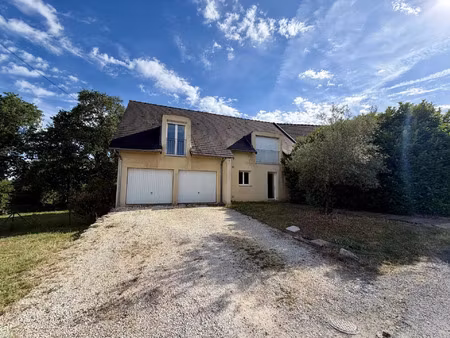 location maison 6 pièces 160 m2 à brive-la-gaillarde