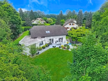 maison individuelle t7 de 216m2 sur terrain de 1'566m2!