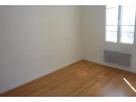maison t3 sainte-terre - 68 m2 - 820 euros ttc