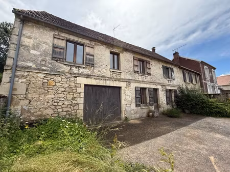 maison en pierre avec jardin et dépendance à saintines