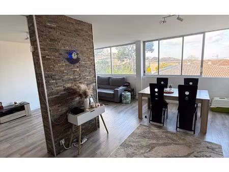 appartement la seyne-sur-mer 71 m² t-3 à vendre  165 000 €
