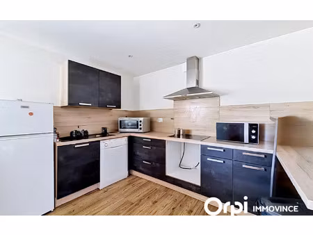 appartement ruynes-en-margeride 78 m² t-3 à vendre  120 000 €