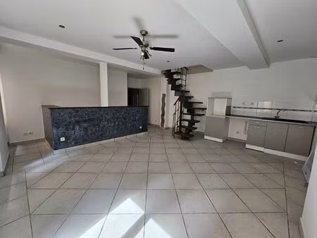 t4 duplex le pont de beauvoisin - 4 pièce(s) - 83 m2