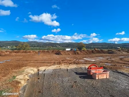 terrain 668 m² les mees