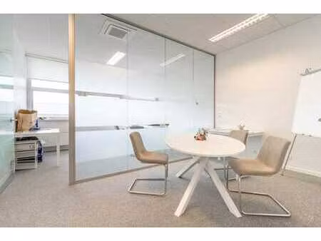 unique à l'axis parc | bel espace bureaux de 110m² + 3 p