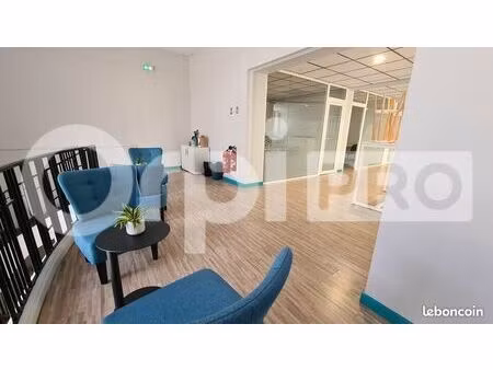 bureau 120 m²