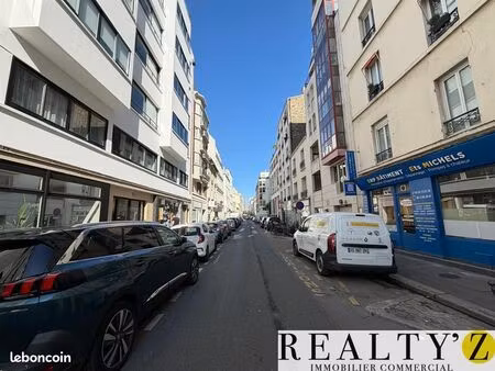 local commercial 1 008 m²