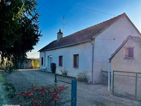 beaulon -longère bourbonnaise – 90 m² – terrain clos 1500 m² –