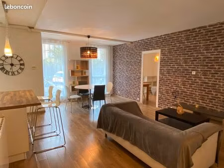loue t3 60m2 meublé lumineux aix quartier cézanne