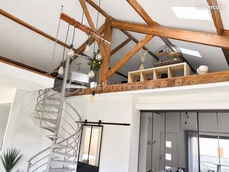 loft 4 pièces 82 m²