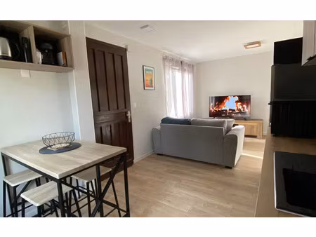 location appartement  m² t-2 à triel-sur-seine  878 €