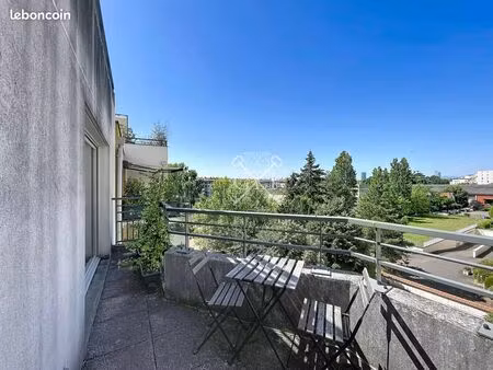 appartement 4 pièces 84 m²