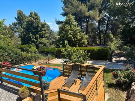 maison au calme piscine et jacuzzi