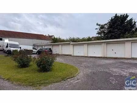 location bureaux et commerces à caen (14000) : à louer / 143m² caen