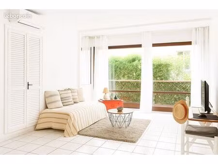bel appartement proche centre ville à moins de 10 minutes à pied des plages