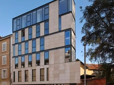 bureaux 14 m²