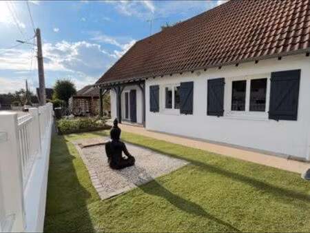 maison familiale de 130 m² avec piscine sur terrain clos de 650 m²