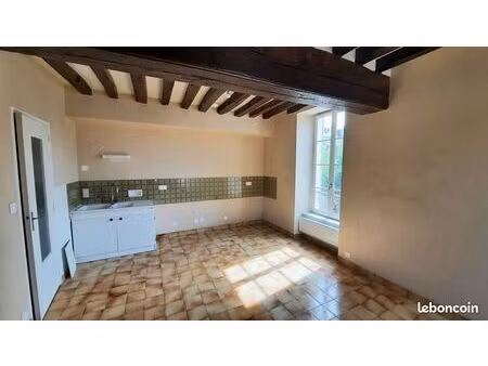 appartement 2 pièces à coulanges-la-vineuse 89580