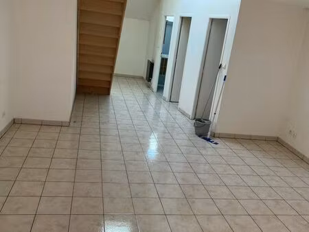 t3 duplex