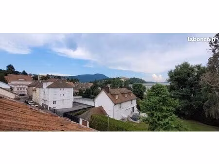 appartement 1 pièce 64 m²