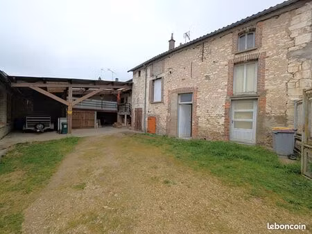 immeuble 8 pièces 221 m²