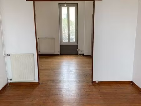 appartement 3 pièces avec balcon