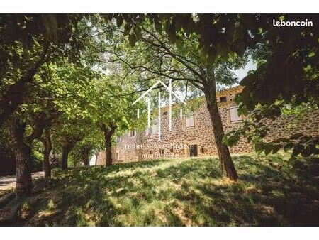 propriété 12 pièces 280 m²