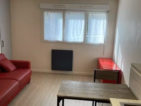studio meublé 17m² – charlebourg dispo immédiatement