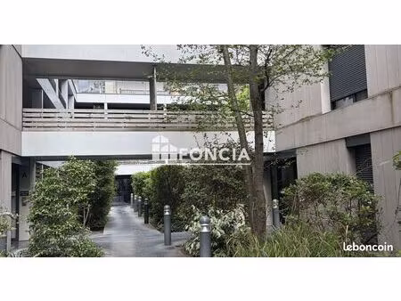 massy atlantis – bel appartement 3 pièces en rez-de-jardin avec terrasse de 15 m²
