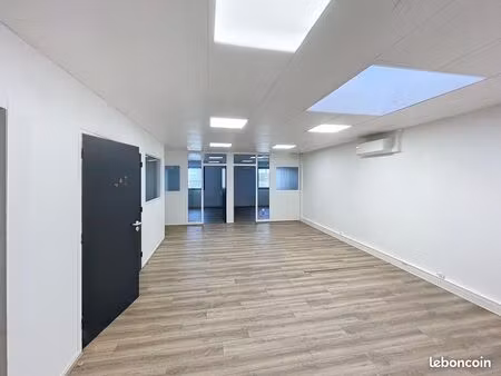 bureaux 363 m²